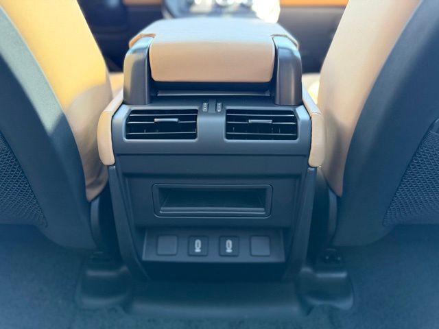 2026 Land Rover Defender 110 X-Dynamic SE Tucson AZ