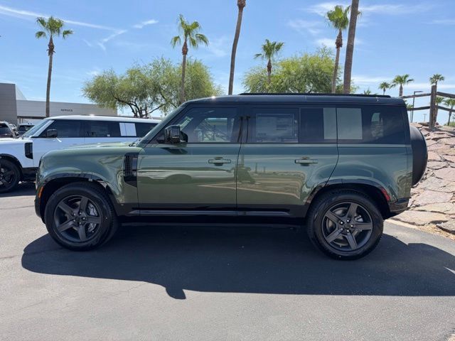 2026 Land Rover Defender 110 X-Dynamic SE