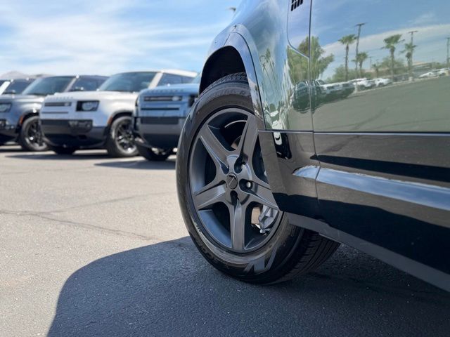 2026 Land Rover Defender 110 X-Dynamic SE Tucson AZ