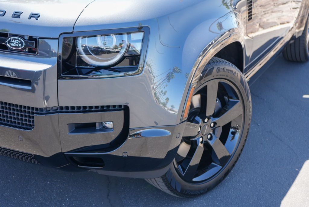 2026 Land Rover Defender 110 X-Dynamic SE