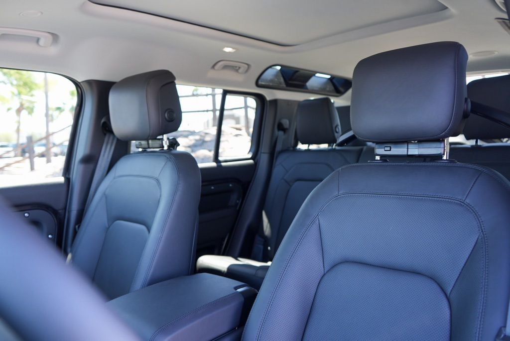 2026 Land Rover Defender 110 X-Dynamic SE Tucson AZ