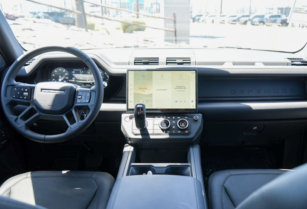 2026 Land Rover Defender 110 X-Dynamic SE Tucson AZ
