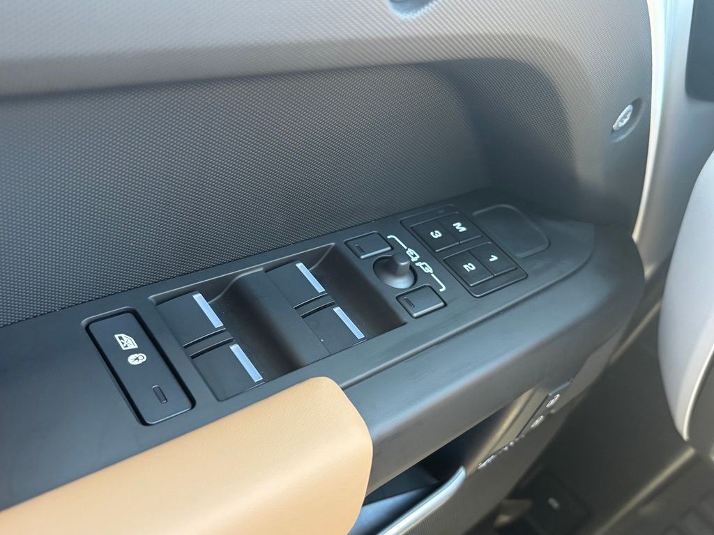 2026 Land Rover Defender 110 X-Dynamic SE Tucson AZ