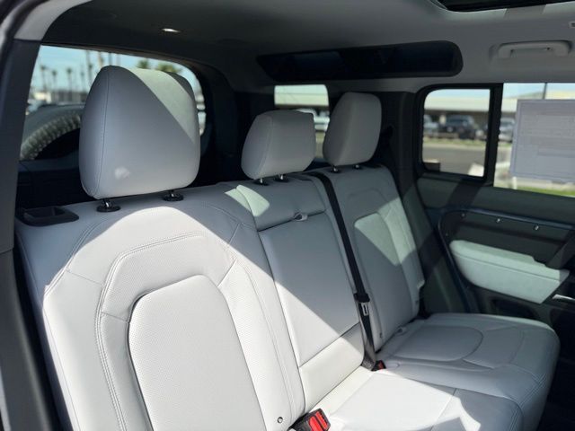 2026 Land Rover Defender 110 X-Dynamic SE Tucson AZ