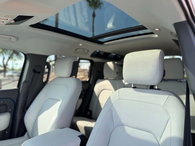 2026 Land Rover Defender 110 X-Dynamic SE Tucson AZ