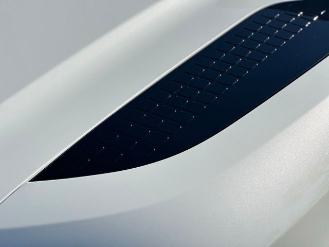 2026 Land Rover Defender 110 X-Dynamic SE