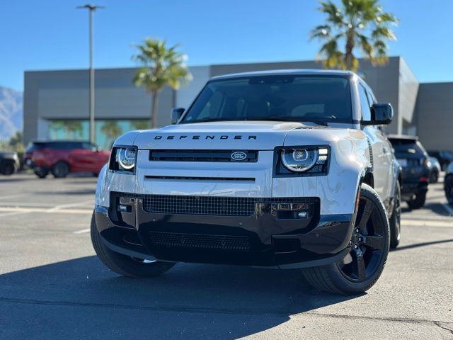 2026 Land Rover Defender 110 X-Dynamic SE