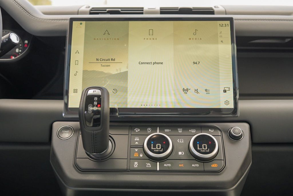 2026 Land Rover Defender 110 X-Dynamic SE Tucson AZ