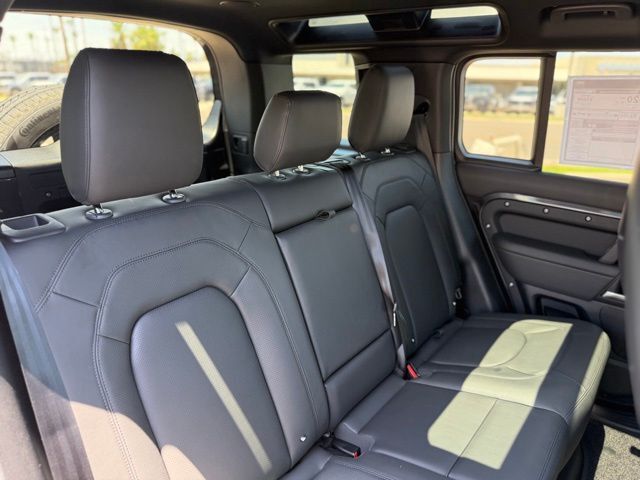 2026 Land Rover Defender 110 X-Dynamic SE Tucson AZ