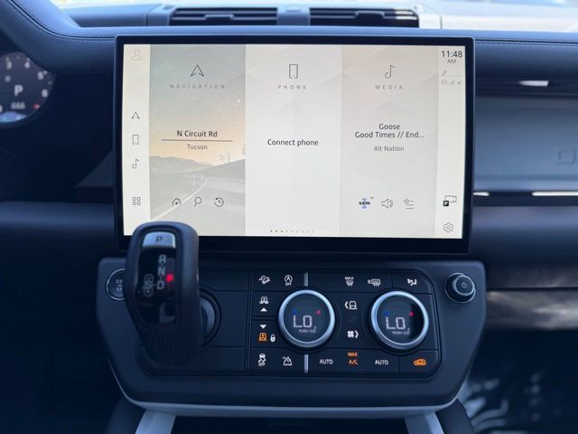 2026 Land Rover Defender 110 X-Dynamic SE Tucson AZ