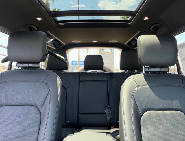 2026 Land Rover Defender 110 X-Dynamic SE Tucson AZ