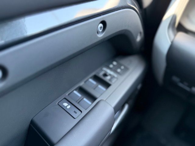2026 Land Rover Defender 110 X-Dynamic SE Tucson AZ