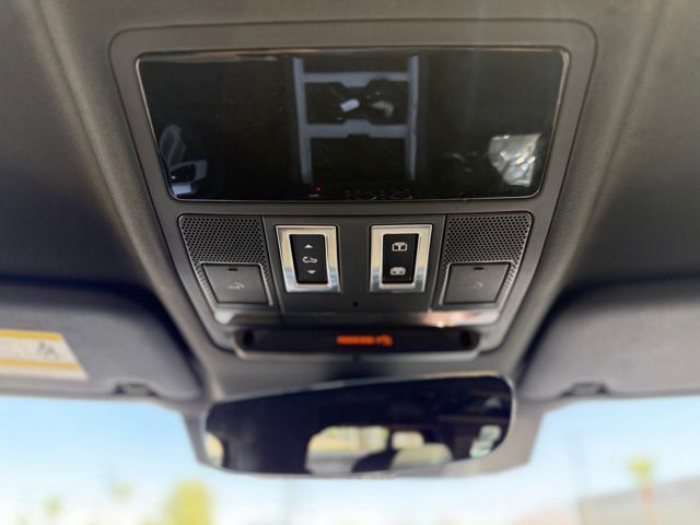 2026 Land Rover Defender 110 X-Dynamic SE Tucson AZ