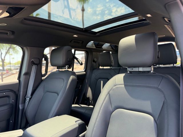 2026 Land Rover Defender 110 X-Dynamic SE Tucson AZ