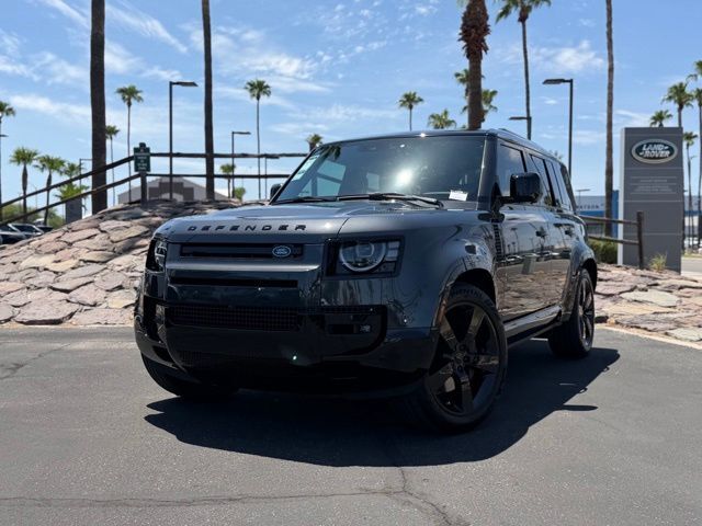 2026 Land Rover Defender 110 X-Dynamic SE