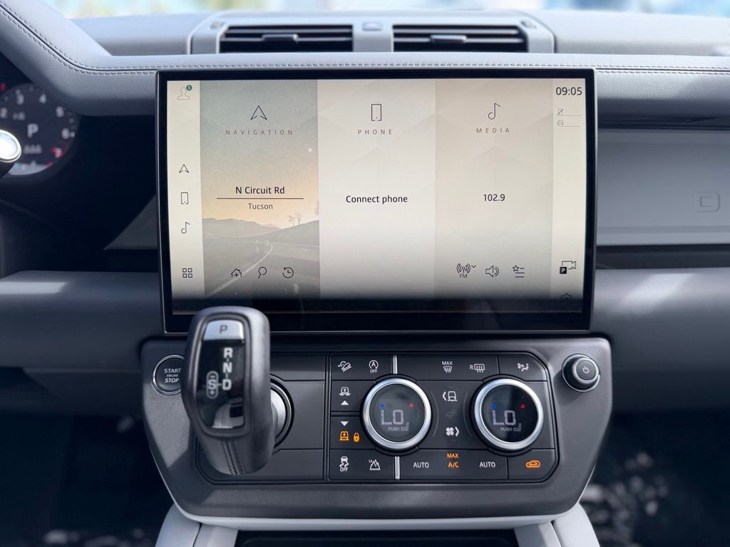 2026 Land Rover Defender 110 X-Dynamic SE Tucson AZ