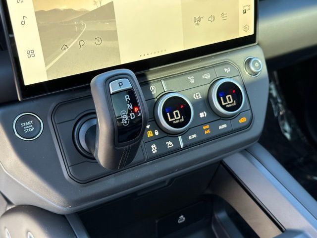 2026 Land Rover Defender 110 X-Dynamic SE Tucson AZ