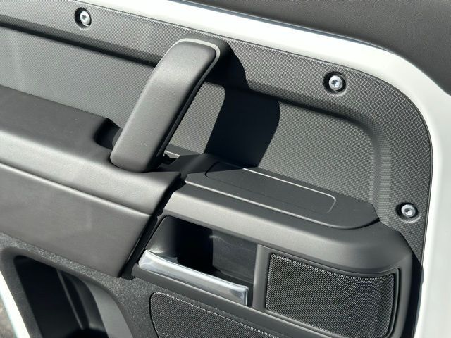 2026 Land Rover Defender 110 X-Dynamic SE Tucson AZ