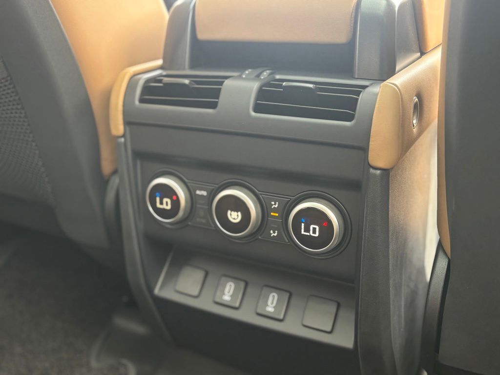 2026 Land Rover Defender 110 X-Dynamic SE Tucson AZ