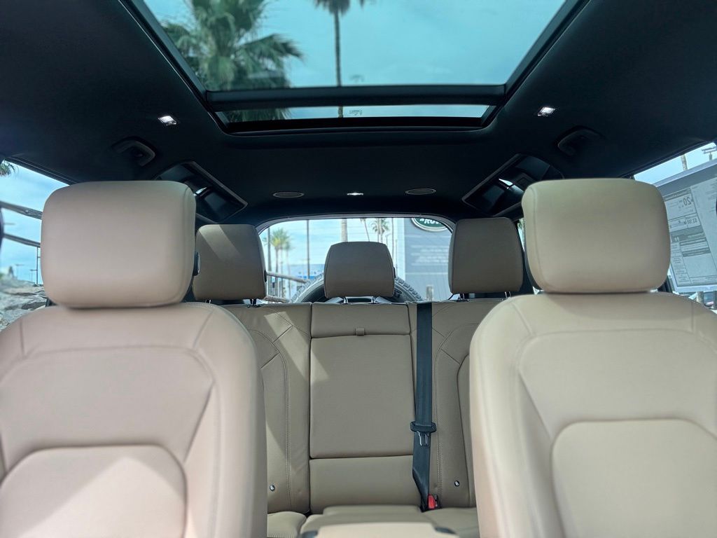 2026 Land Rover Defender 110 X-Dynamic SE Tucson AZ