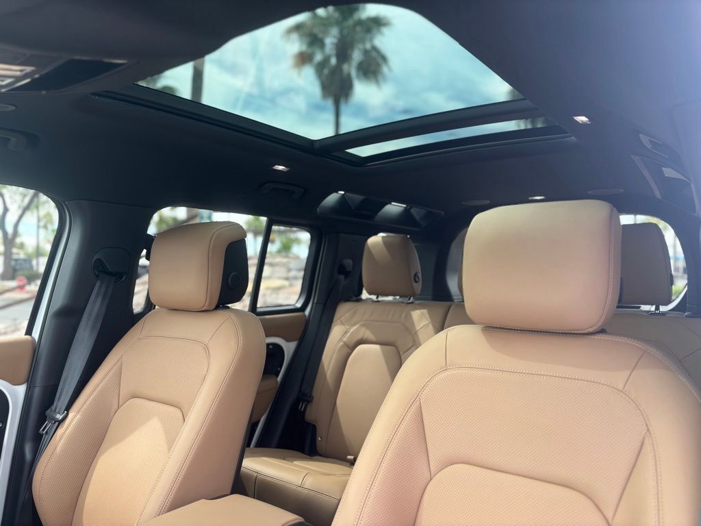 2026 Land Rover Defender 110 X-Dynamic SE Tucson AZ