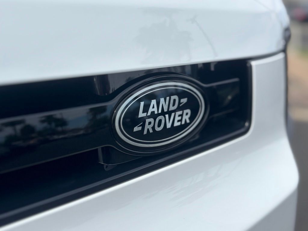 2026 Land Rover Defender 110 X-Dynamic SE Tucson AZ