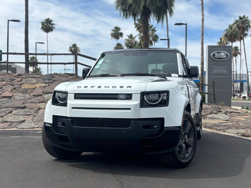 2026 Land Rover Defender 110 X-Dynamic SE