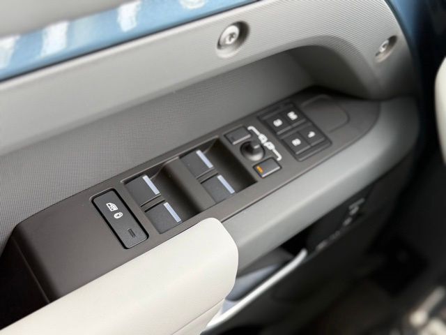 2026 Land Rover Defender 110 X-Dynamic SE Tucson AZ