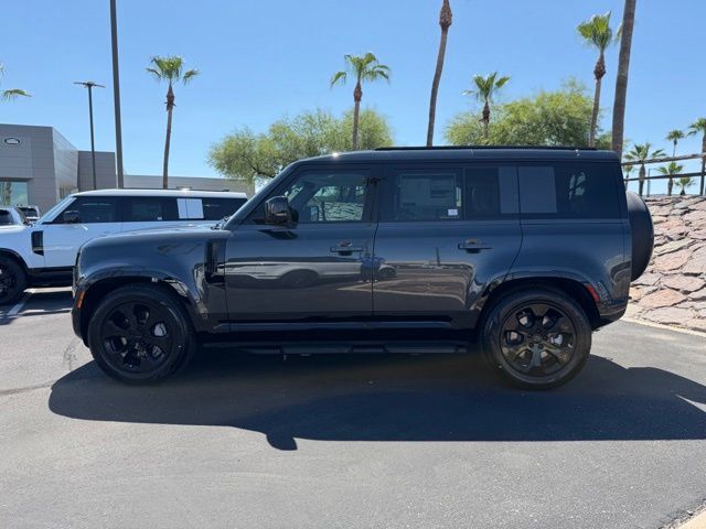 2026 Land Rover Defender 110 X-Dynamic SE