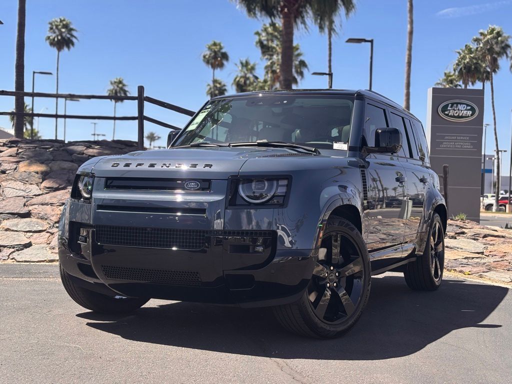 2026 Land Rover Defender 110 X-Dynamic SE