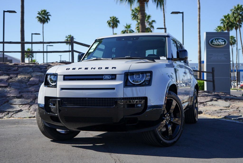 2026 Land Rover Defender 110 X-Dynamic SE