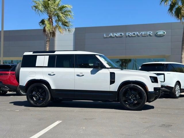 2026 Land Rover Defender 110 X-Dynamic SE