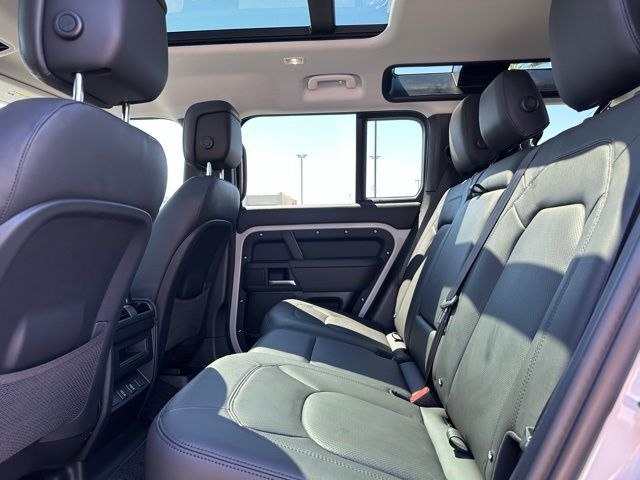 2026 Land Rover Defender 110 X-Dynamic SE Tucson AZ