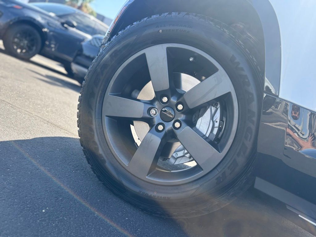 2026 Land Rover Defender 110 X-Dynamic SE Tucson AZ