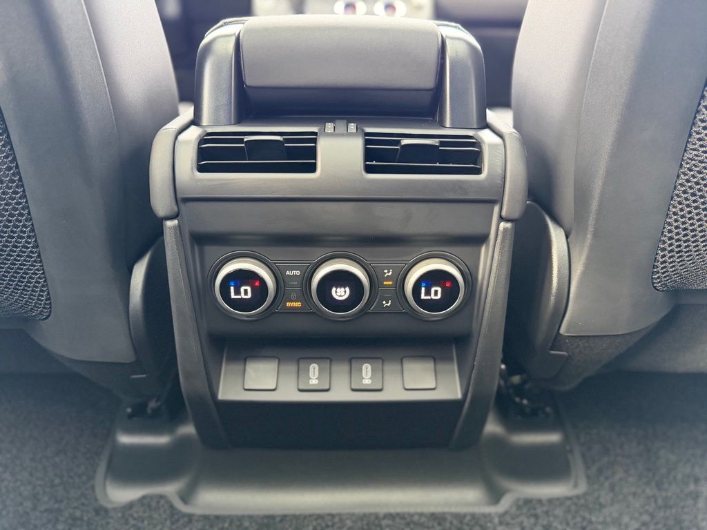 2026 Land Rover Defender 110 X-Dynamic SE Tucson AZ