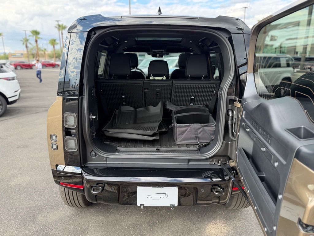 2026 Land Rover Defender 110 X-Dynamic SE Tucson AZ