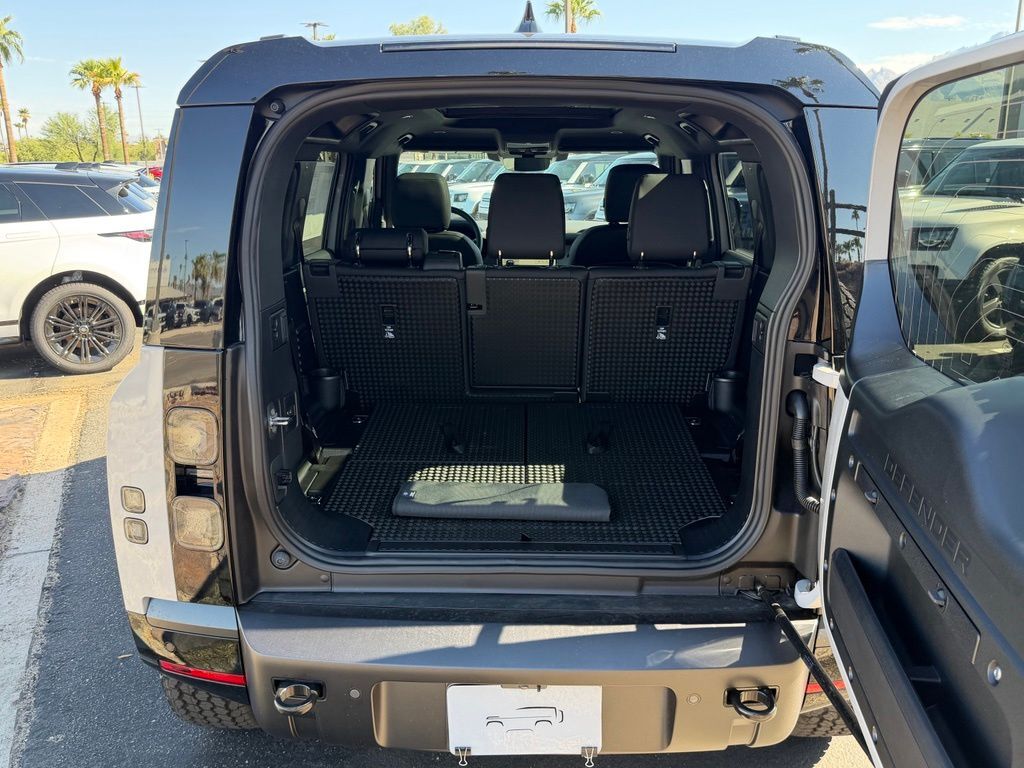 2026 Land Rover Defender 110 X-Dynamic SE Tucson AZ