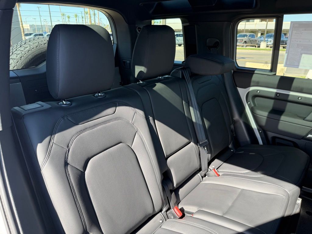 2026 Land Rover Defender 110 X-Dynamic SE Tucson AZ