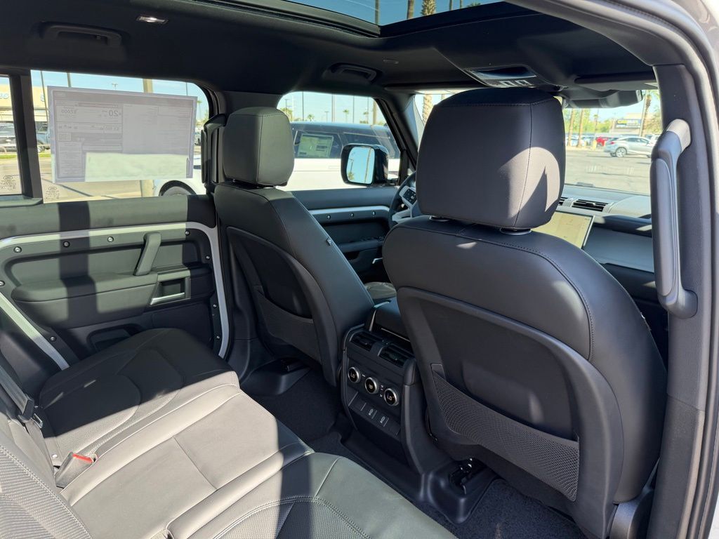 2026 Land Rover Defender 110 X-Dynamic SE Tucson AZ
