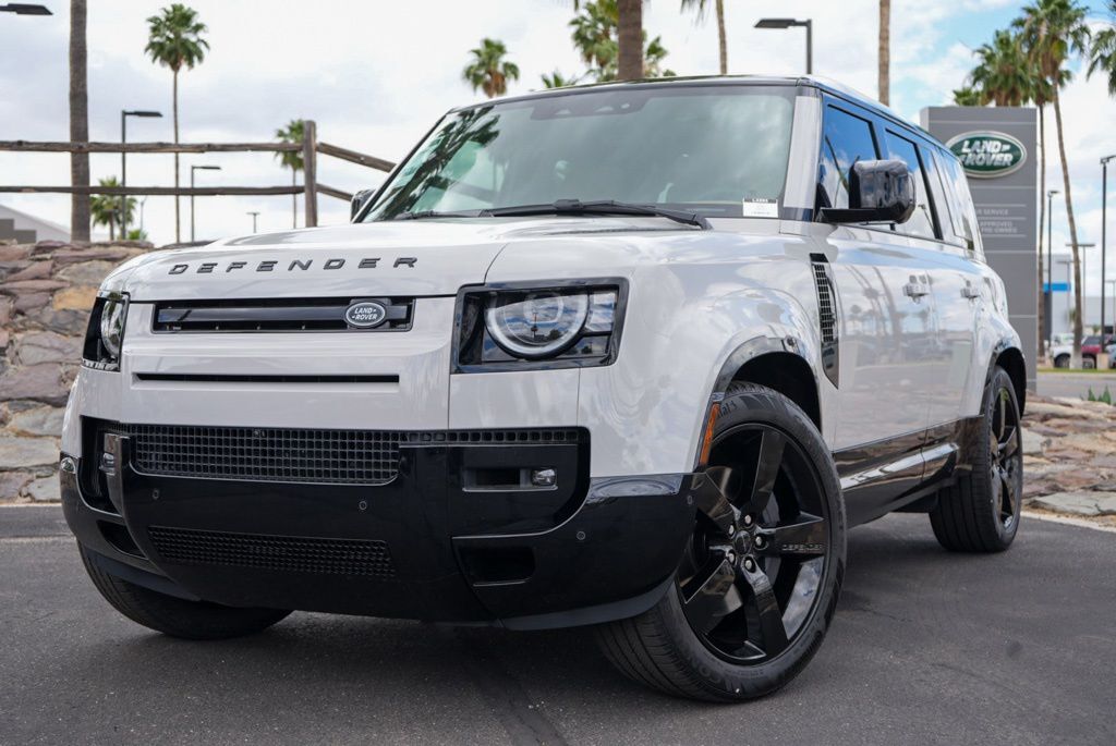 2026 Land Rover Defender 110 X-Dynamic SE