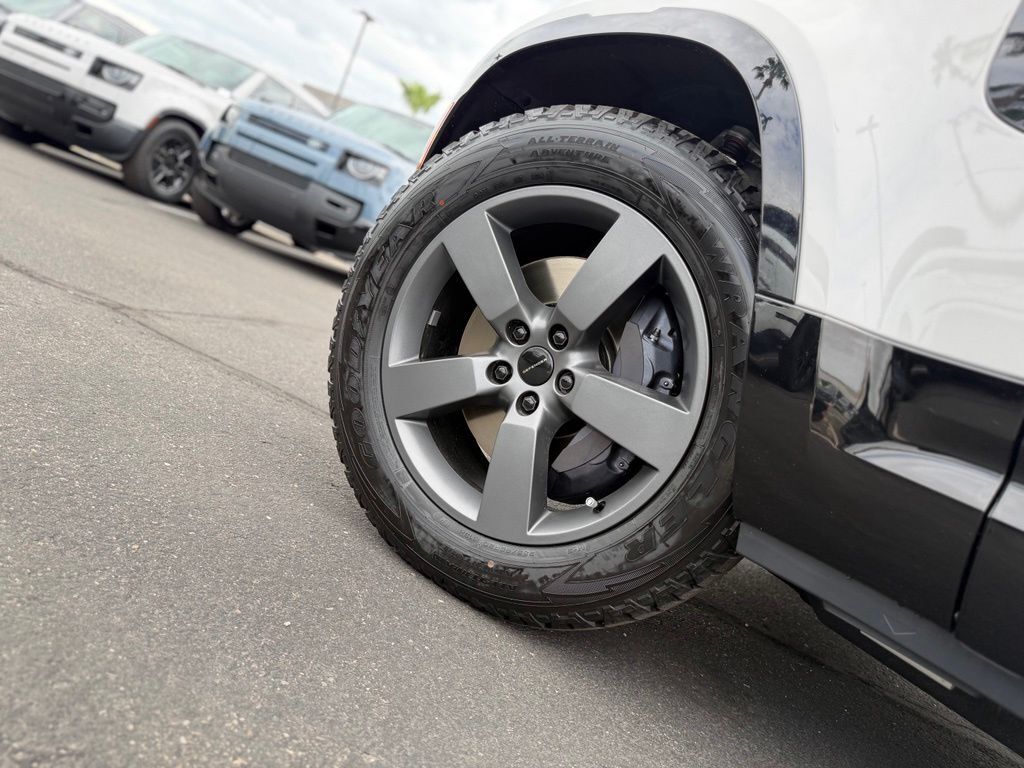 2026 Land Rover Defender 110 X-Dynamic SE Tucson AZ
