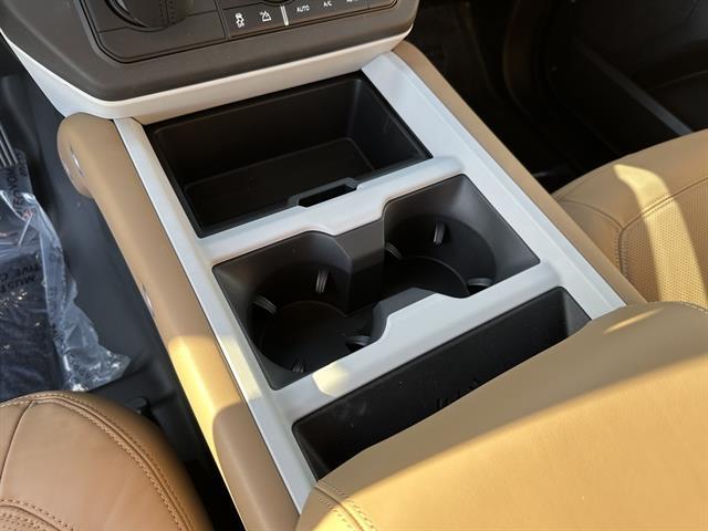 2026 Land Rover Defender 130 P400 X-Dynamic SE Tucson AZ