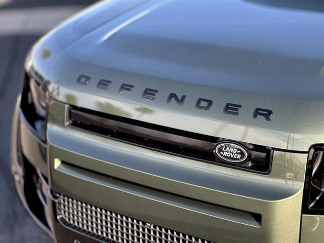 2026 Land Rover Defender 130 P400 X-Dynamic SE Tucson AZ