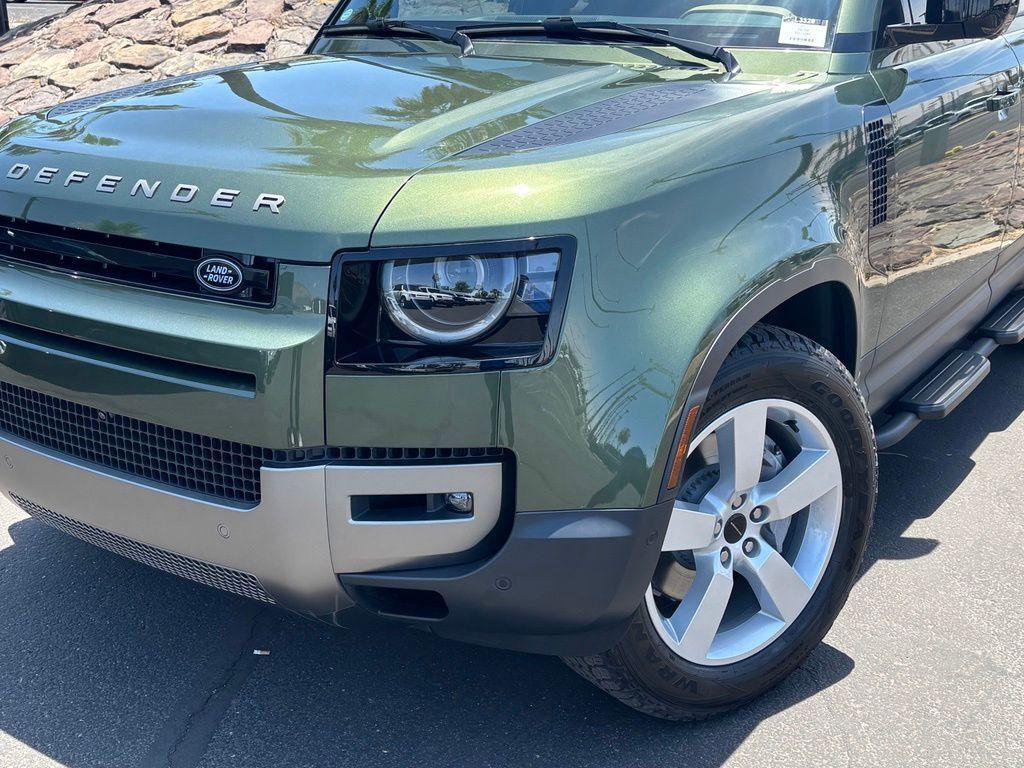 2026 Land Rover Defender 130 S