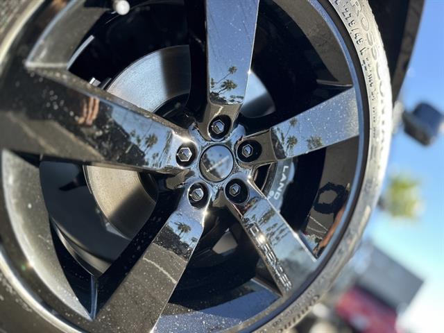 2026 Land Rover Defender 130 V8 P500