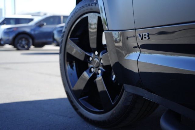 2026 Land Rover Defender 130 V8