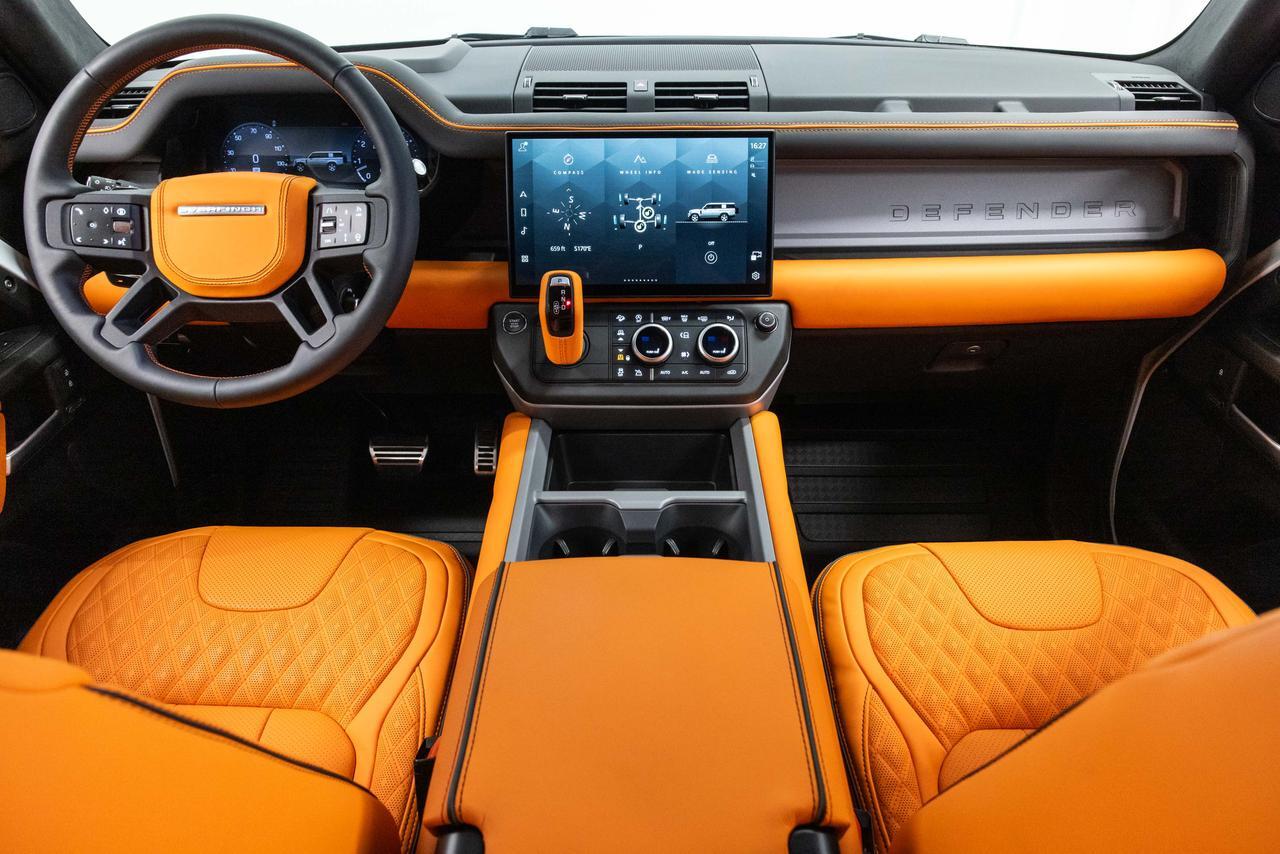 2026 Land Rover Defender V8 - Photo 38