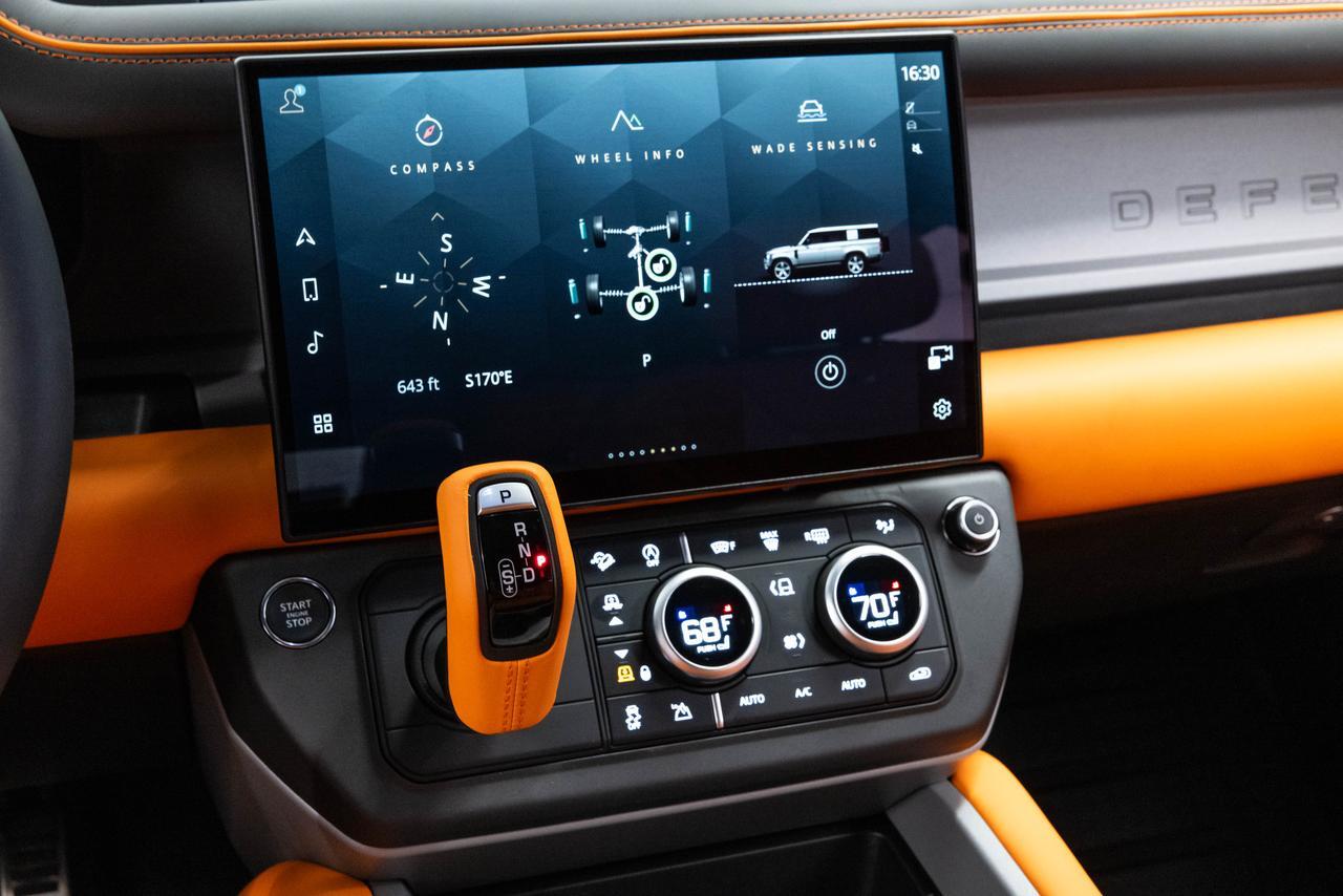 2026 Land Rover Defender V8 - Photo 44