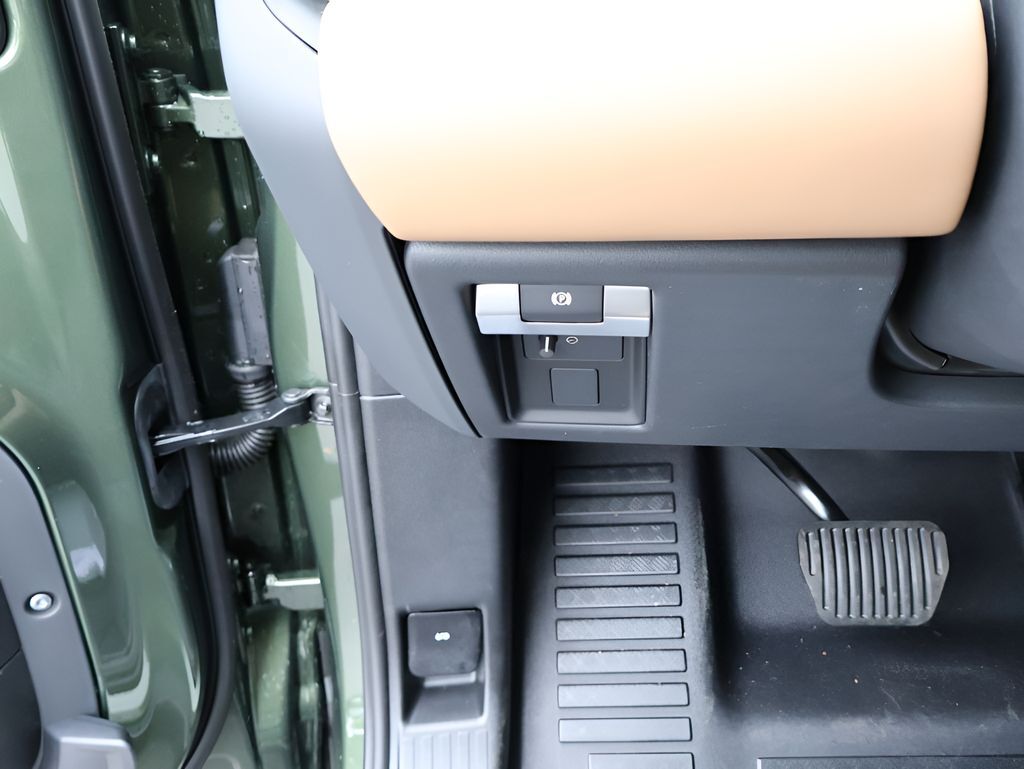 2026 Land Rover Defender 130 X-Dynamic SE San Clemente CA
