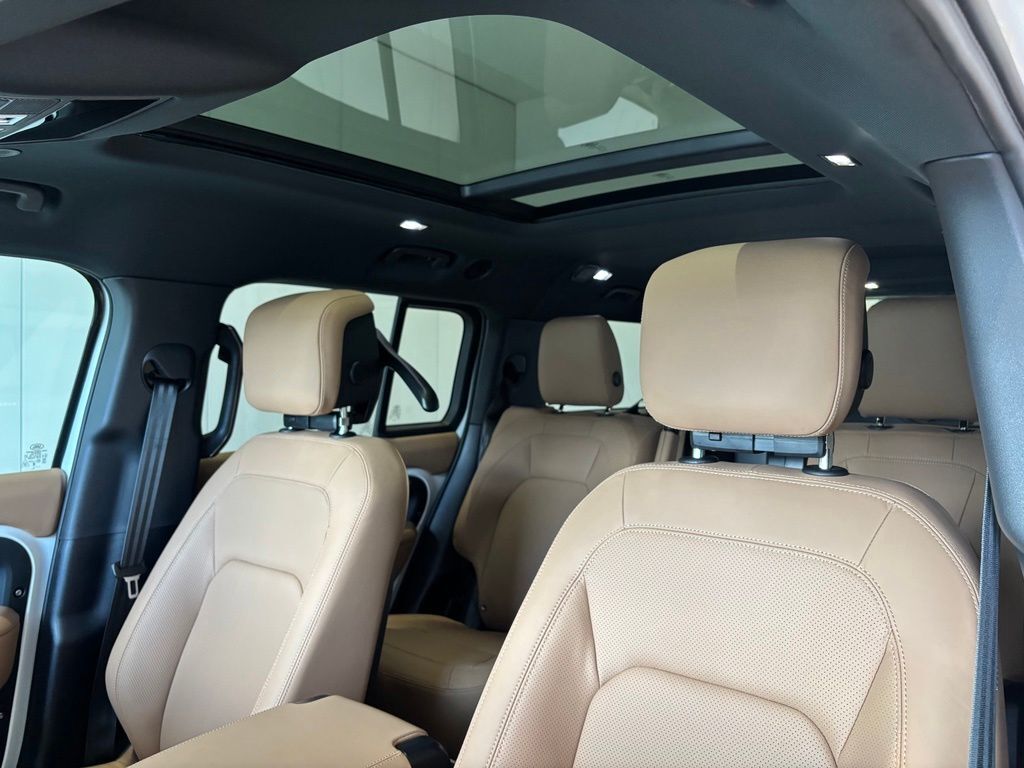 2026 Land Rover Defender 130 X-Dynamic SE Tucson AZ